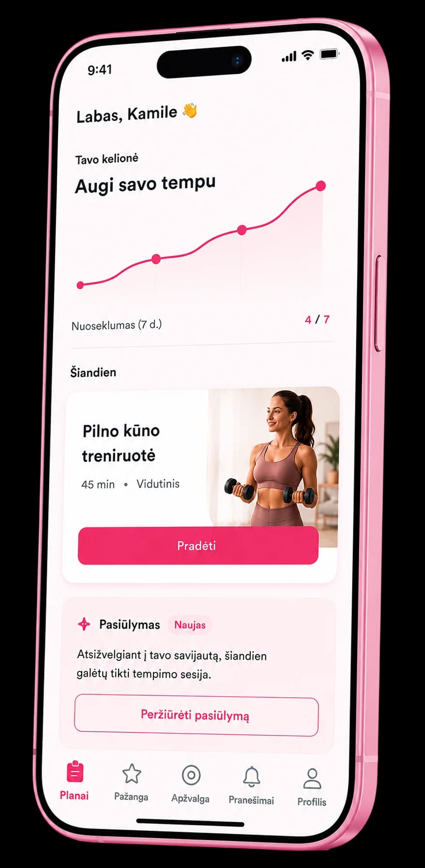 Kjut programėlės ekranas su treniruotėmis ir pažanga